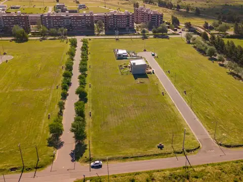 Terreno en Barrio abierto Los Pasos - Fisherton