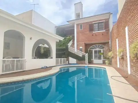 Gran Casa con Local en venta- OPORTUNIDAD- Villa Adelina