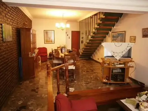 Azucena Villaflor 100