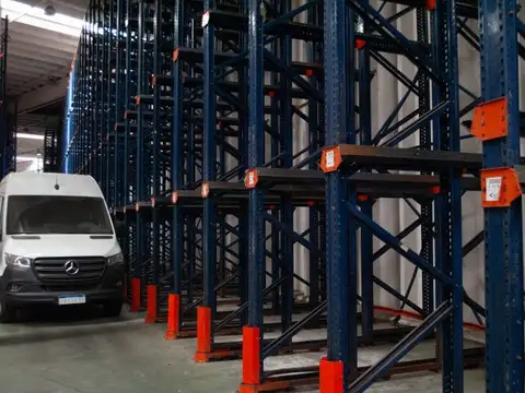 Juan Pablo II 1810 bis , Piso 0