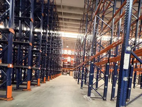 Galpon en Alquiler 25 años