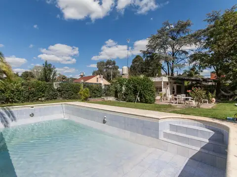 QUINTA DOBLE LOTE 1800 M2,C/PILETA-PARRILLA,EZEIZA
