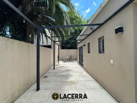 Depto Tipo Casa en Venta de 2 ambientes