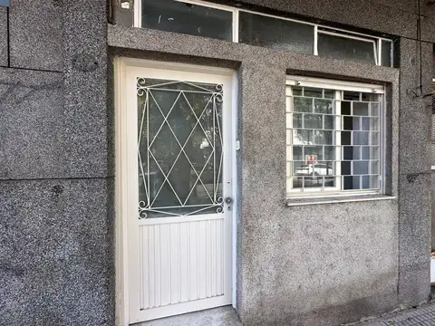 Departamento PH  en Alquiler en Parque Chas, Capital Federal, Buenos Aires