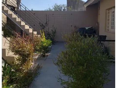 Departamento 10 ambientes con 9 baños