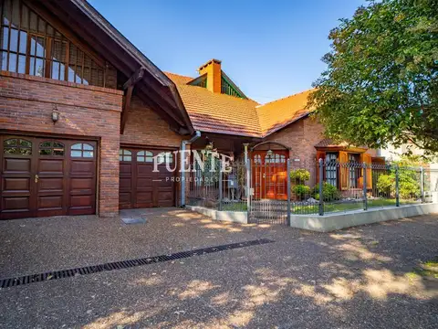 Casa en Banfield Este