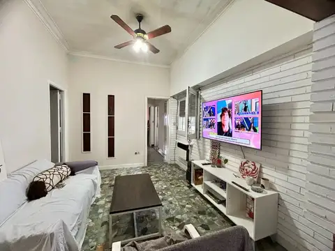 Venta/Permuta Casa 4 amb. Cochera, Pileta, terraza