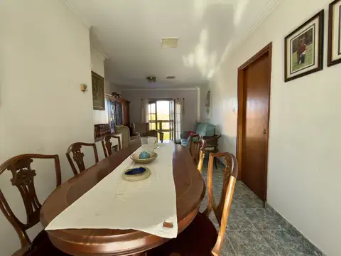 Depto Tipo Casa en Venta de 4 ambientes