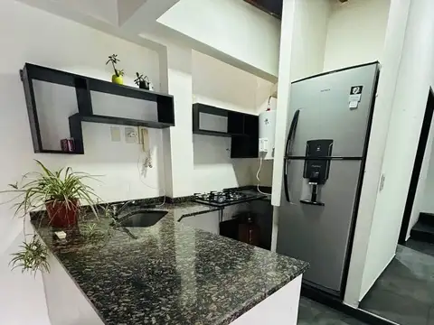 Hermoso PH de 3 Ambientes en Floresta de 65 Mts