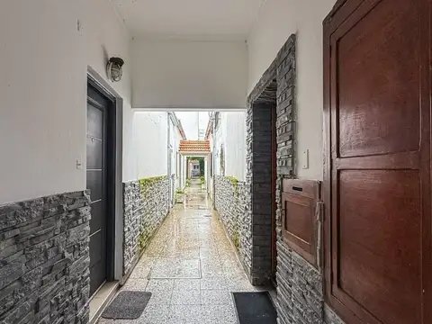 Depto Tipo Casa en Alquiler de 1 dormitorio