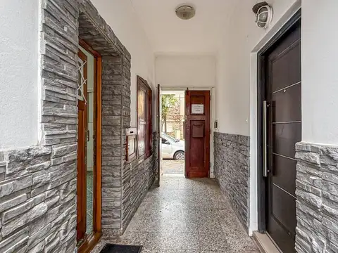 Depto Tipo Casa en Alquiler de 2 ambientes