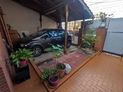 Caseros 300