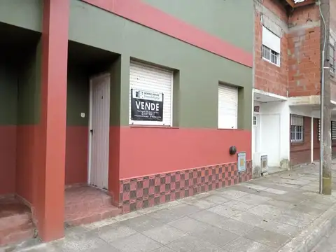 Dos ambientes planta baja muy buena ubicacion