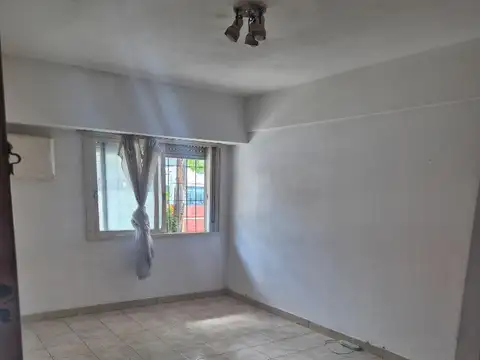 Amplio 2 ambientes con patio -49m²Tot Villa Urquiza