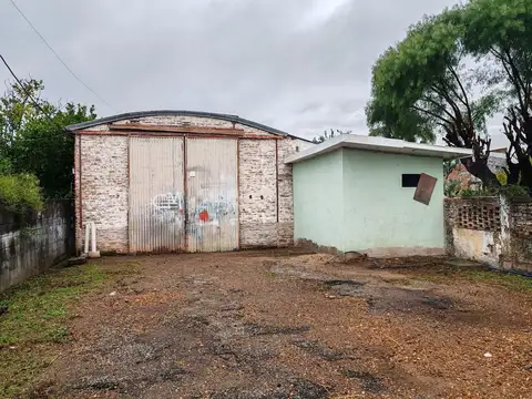 VENTA DE GALPON CON BUEN TERRENO