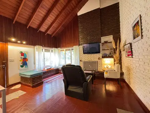 Casa en Venta en Villa Gesell, USD 140.000