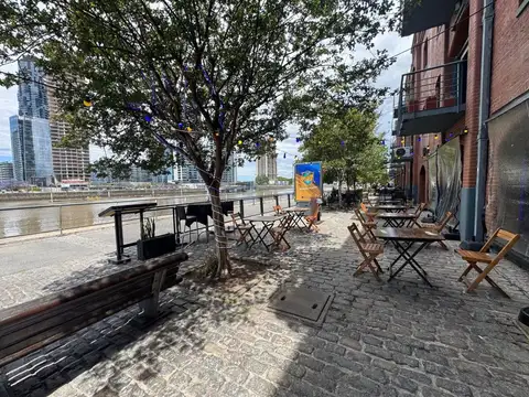 Local en Venta 125 años