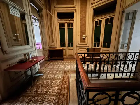 Depto Tipo Casa 7 ambientes con 2 baños