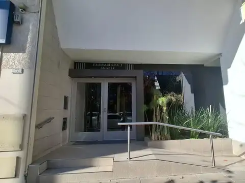 Venta de Departamento 3 amb en Ramos Mejia c/cochera