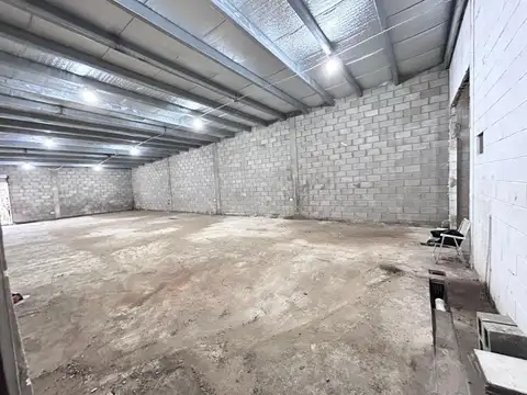 Avenida Directorio 900