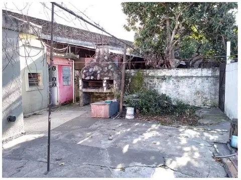 Depto Tipo Casa en Venta 50 años