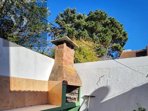 Depto Tipo Casa 3 ambientes con 2 baños