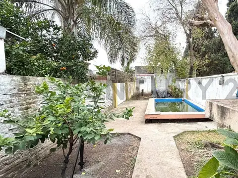 Casa en Venta en Villa Santos Tesei, USD 90.000