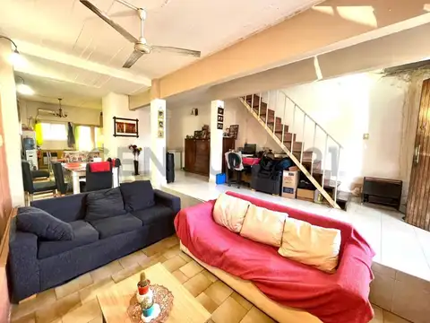 Casa 4 ambientes con 1 baño