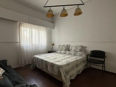Depto Tipo Casa en Venta 70 años