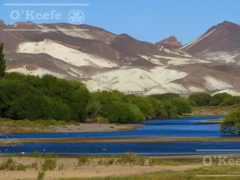 Campo en venta en Esquel Patagonia 9000 has -Ideal Turismo