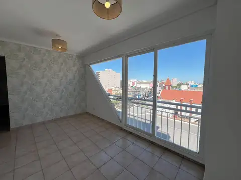 Departamento en Alquiler en Lanus Oeste, $ 580.000