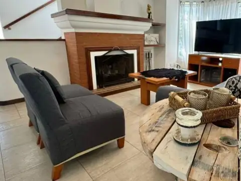 Casa en venta en Solar Del Bosque