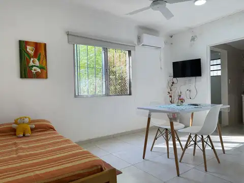 Solis 191 Entre Zabala y Av Alameda de Gaboto