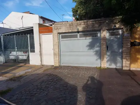 Ph - Venta - Argentina, Lanús - BALBIN 1540