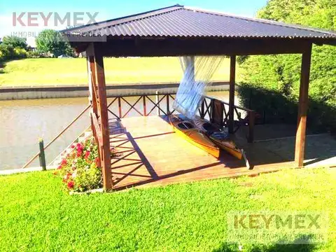 CASA ALQUILER YACHT NORDELTA 6 DORMITORIOS 3 PLANTAS PILETA MUELLE AMARRA