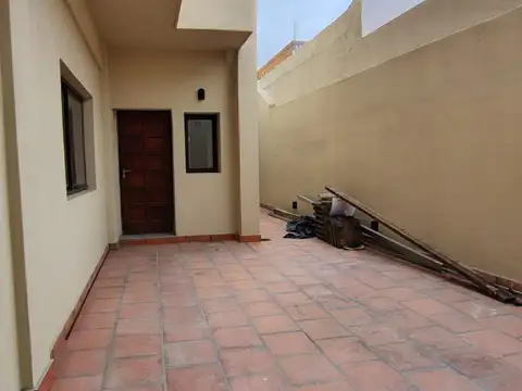 PH 3 amb con patio en PB ESTRENAR - Carlos Lopez al 2200