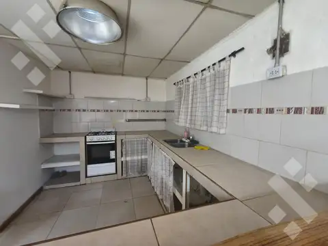 Casa en Alquiler en Centenario, $ 1.300.000