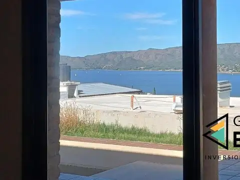 Casa en Venta en Villa Del Lago, USD 190.000