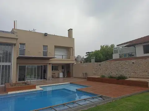 VENTA-CASA MERLO