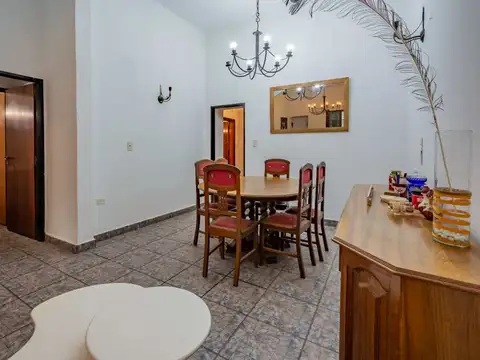 Depto Tipo Casa 5 ambientes con 3 baños