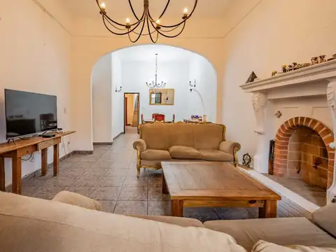 Depto Tipo Casa en Venta de 5 ambientes