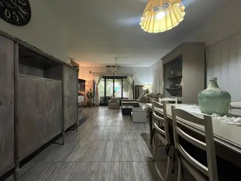 El Viraró  al 6100, La Carolina