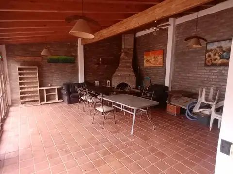Casa en Alquiler en Mendoza, $ 1.800.000