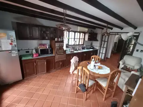ALQUILER CASA CAPITAL 4ta OESTE