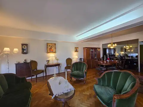 Departamento en Venta de 5 ambientes