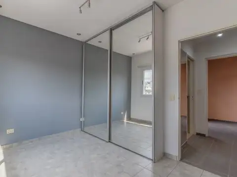 Depto Tipo Casa en Venta 14 años