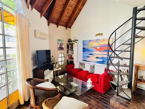 Depto Tipo Casa en Venta de 2 ambientes
