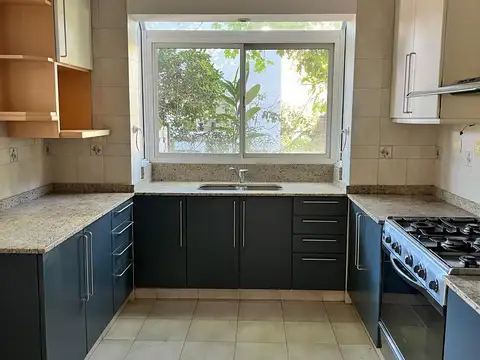 Casa en Venta en Villa Bertha, USD 280.000