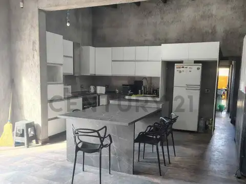 Buenos Vecinos , Piso 3135