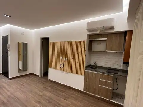 Monoambiente de 23 m2. en  Balvanera  - Reciclado a nuevo!  VENTA